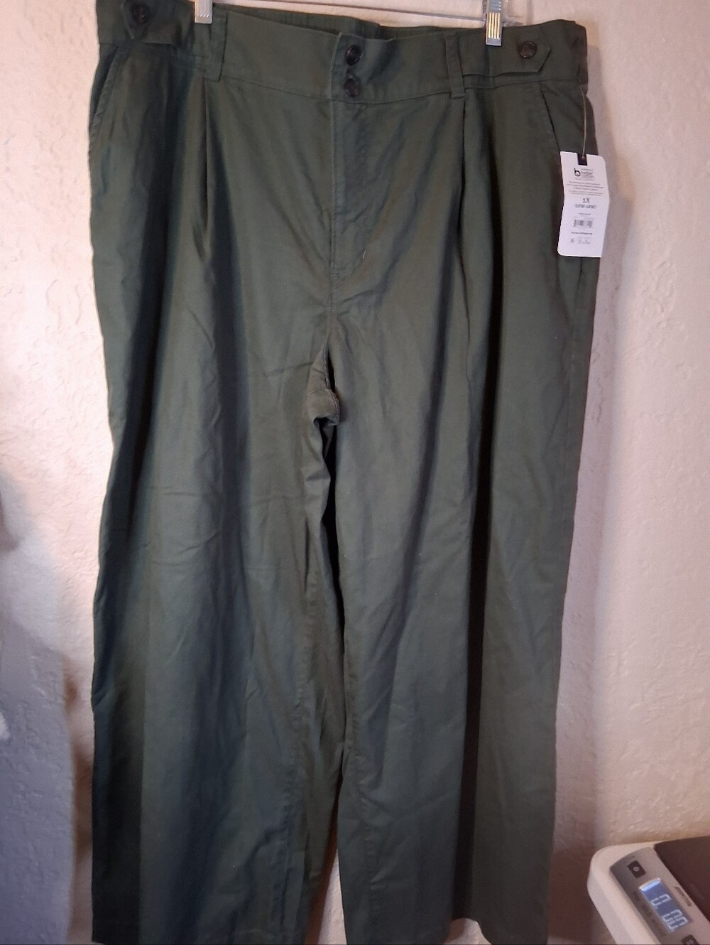 Dark Aloe Wide Leg Pants SZ 1X 16 -18 NWT